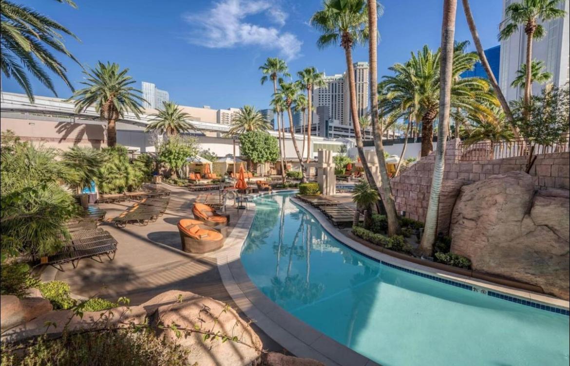 Luxurious 1 Bd/2Bth Premium Suite Mgm Signature W/Balcony Лас-Вегас Экстерьер фото
